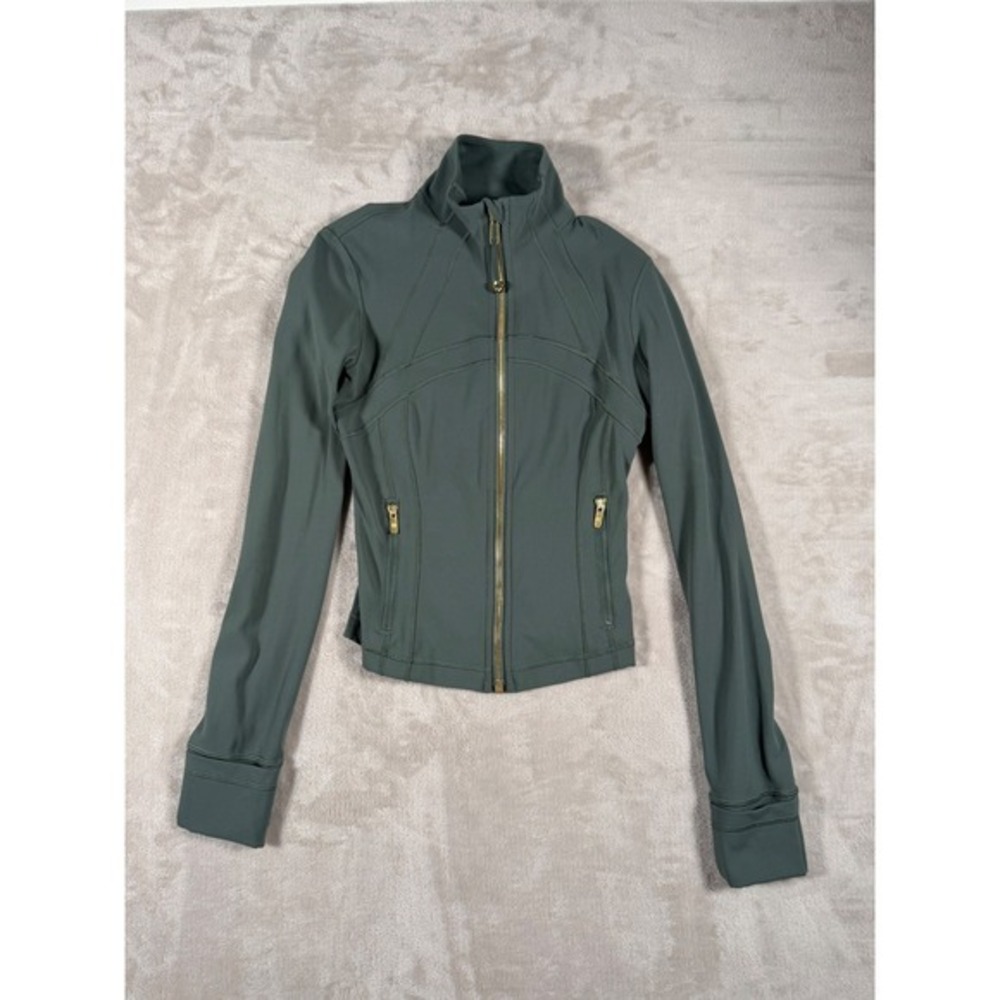 Lululemon Women's Define Jacket Full Zip Fitted Athletic Activewear Green/Gold 2